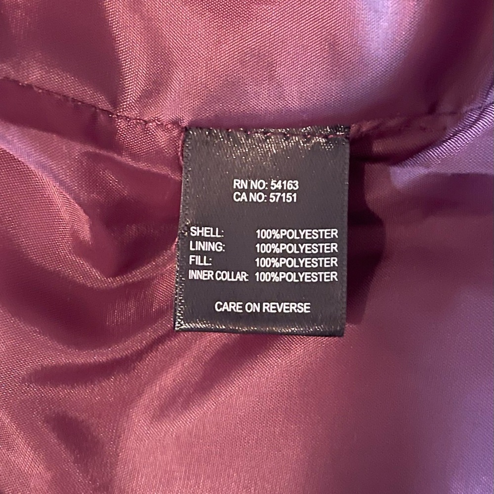 Marc New York beautiful quilted vest, wine color, size XL ,worn once - Picture 5 of 7